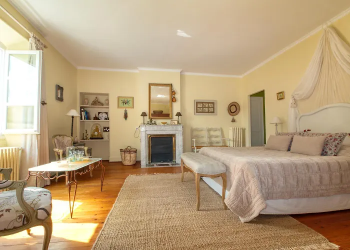 Mas D'escattes 4* Nîmes